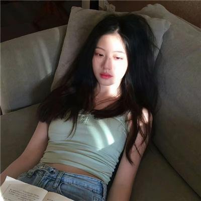 裙子里的戏剧